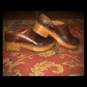 Vintage 70’s clogs